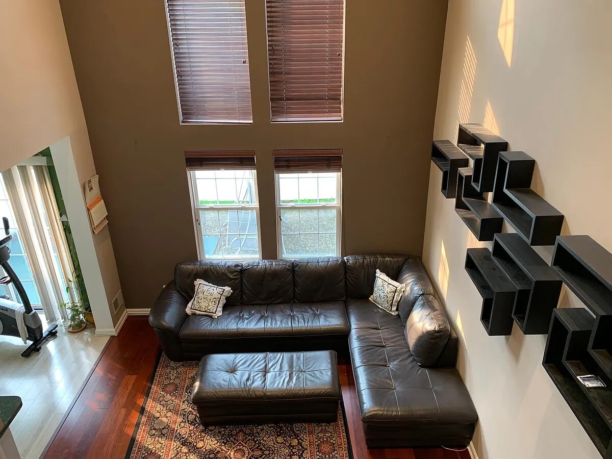 Building Photo - 304 Harvest Ln