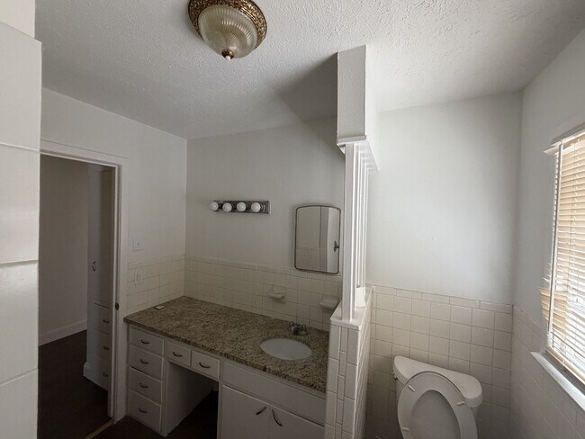 Building Photo - 3813 25th St