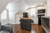 Building Photo - 39 Bay Shore Ave