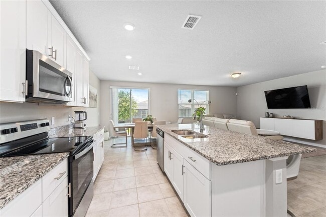 Building Photo - 3053 Cassidy Ln