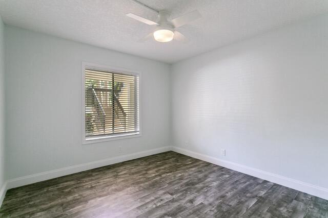 Building Photo - 6479 Chasewood Dr