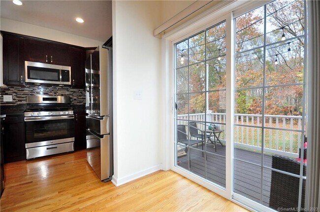 Building Photo - 192 Pepin Pl
