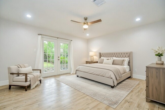 Building Photo - 7414 Grape St