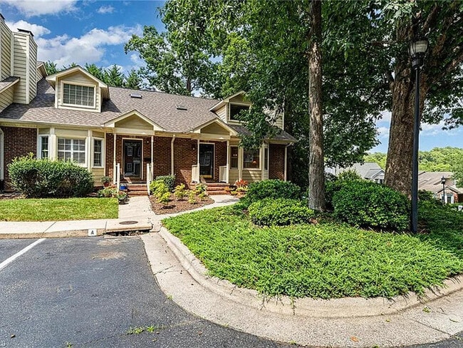 Building Photo - Earn Wealth While Leasing - Like a Homeown...
