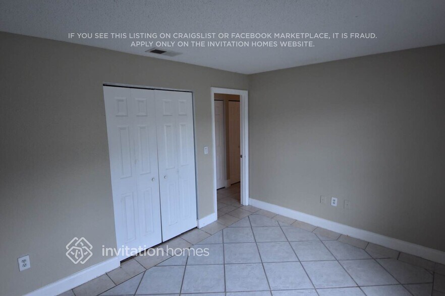 Building Photo - 714 Hamster Ct