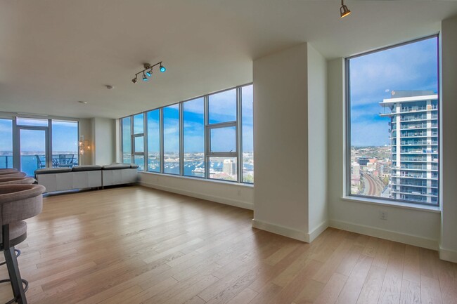 Building Photo - 1388 Kettner Blvd