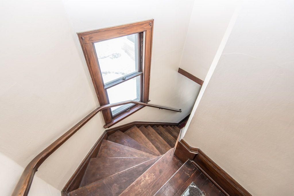 Building Photo - 537 N 59th St