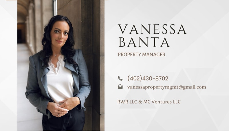 Building Photo - 301 Crest Dr