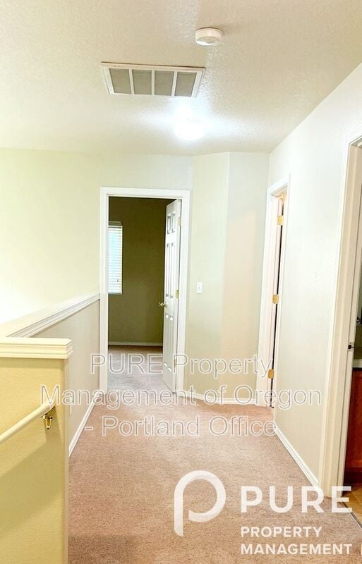 Building Photo - 16215 SW Blue Goose Ln