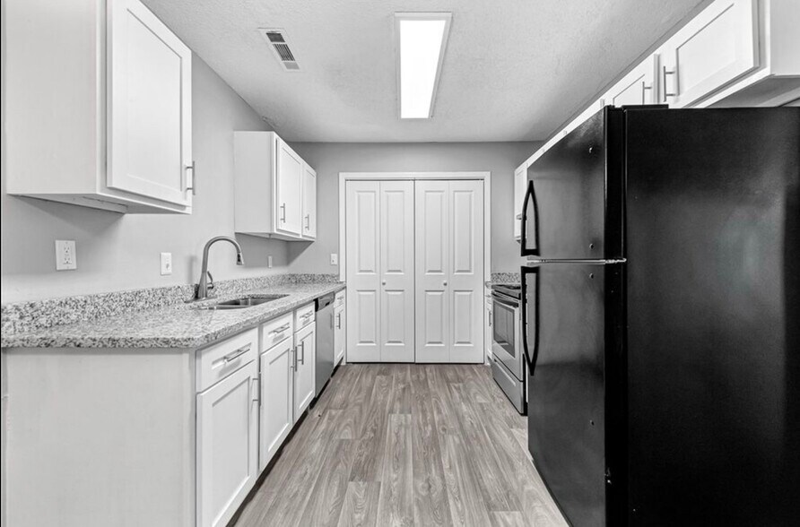 Building Photo - 4518 W Franciscan Trl