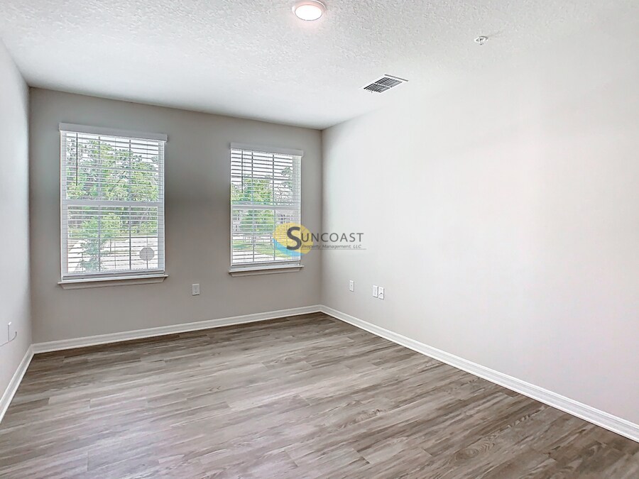 Building Photo - 3821 SW 43rd Ct