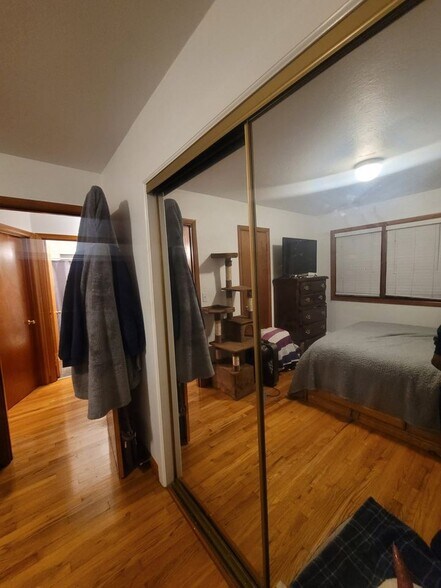 Bed Room 1 - 2704 SW 123rd Ave