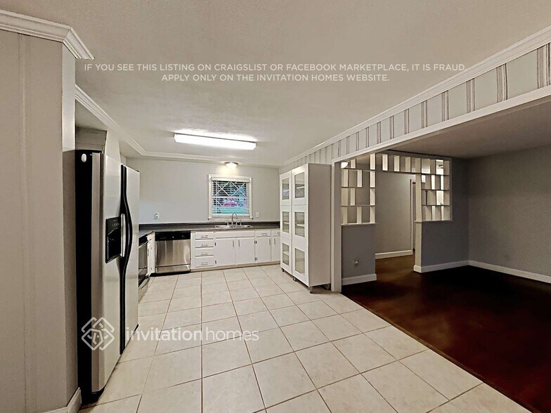 Building Photo - 1828 Archdale Dr