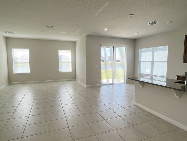 Building Photo - Awesome house for rent in St Cloud Area