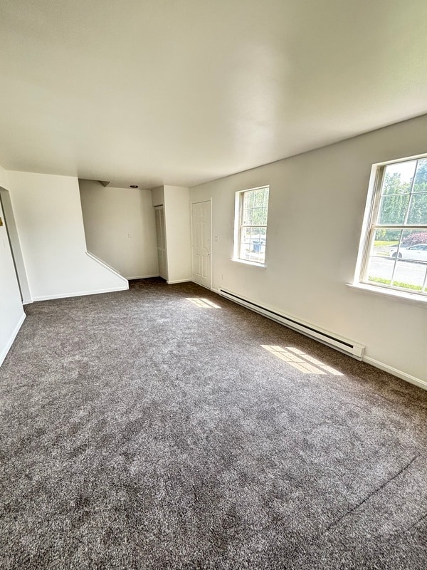 Building Photo - 447 Garland Cir