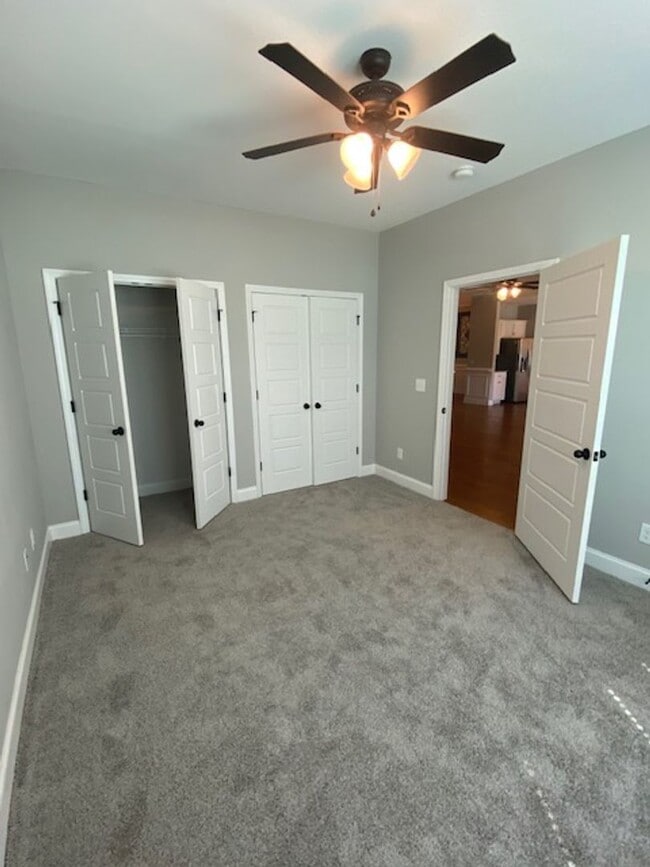 Building Photo - Quiet and Cozy Living in Phenix City