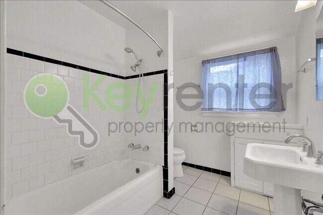 Building Photo - 2630 X St