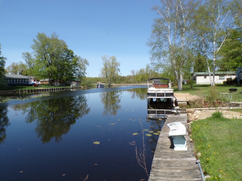 Building Photo - 5347 Birch Island Dr