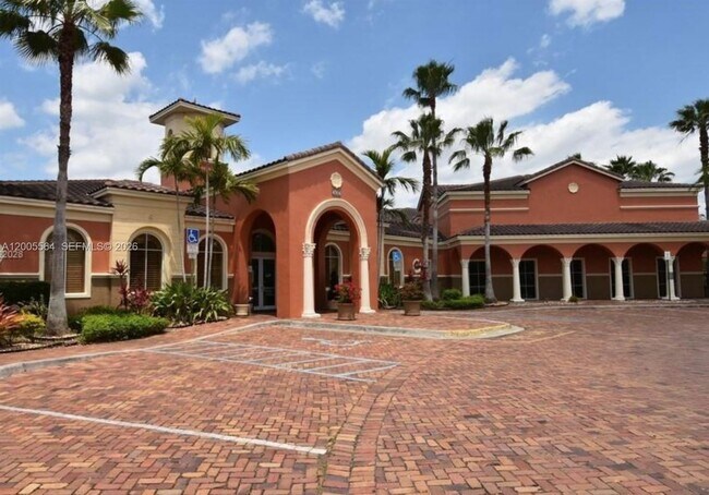 Building Photo - 4508 SW 160th Ave