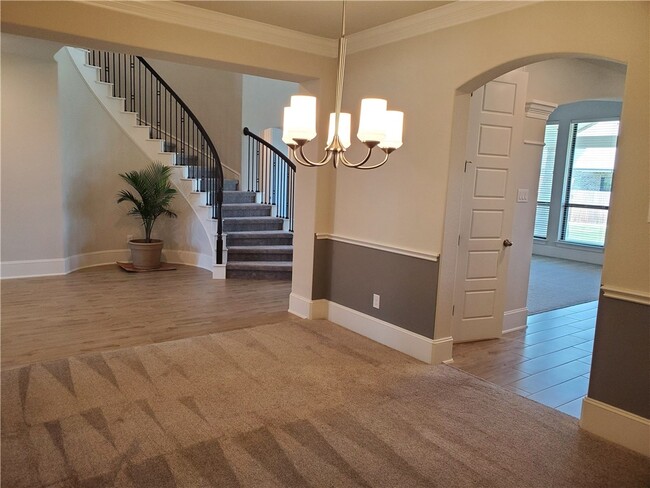 Building Photo - 108 Shady Point Ct