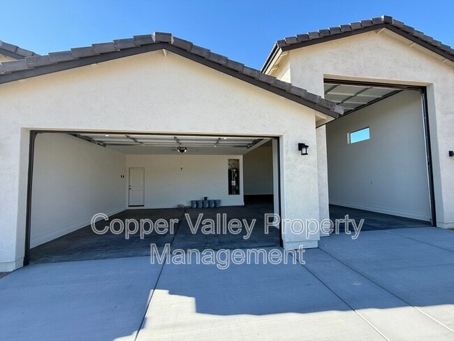 Building Photo - 38608 N 18th St