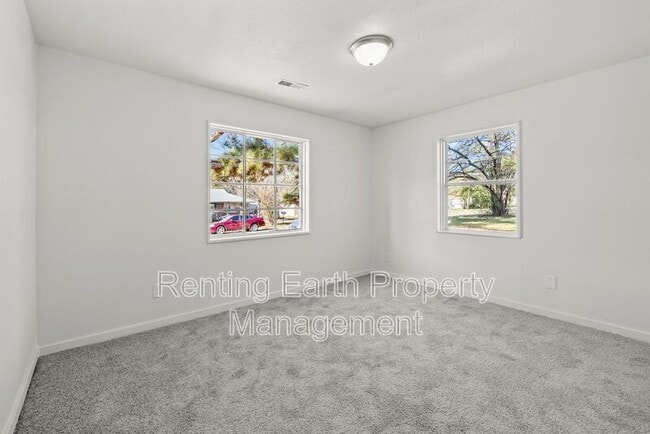 Building Photo - 1441 Creel St