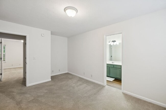 Building Photo - 354 Arapaho Dr