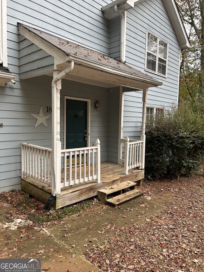 Building Photo - 185 Pebble Creek Dr