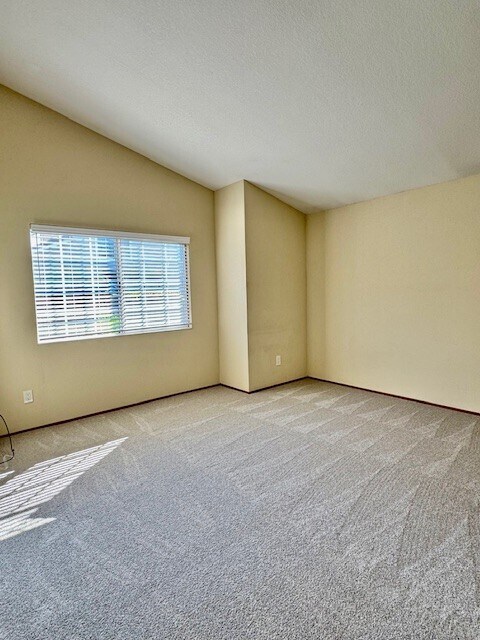 Building Photo - 1006 Larkwood Ct