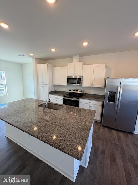 Building Photo - 2609 Grey Wolf Ln