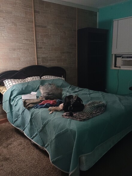 Building Photo - 13755 Overseas Hwy