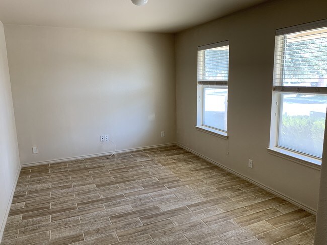 Master Bedroom Side View 2 - 8451 Blackstone Cove