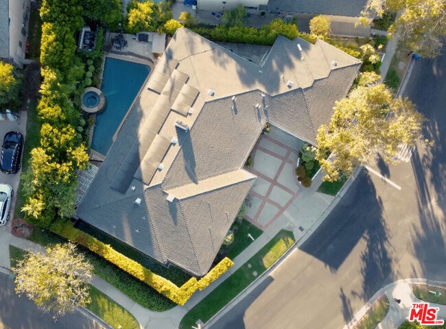 Building Photo - 9600 Beverlywood St