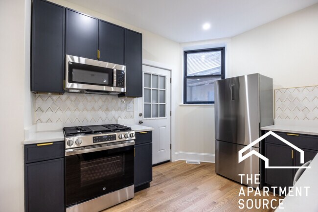 Building Photo - 4638 N Hamilton Ave