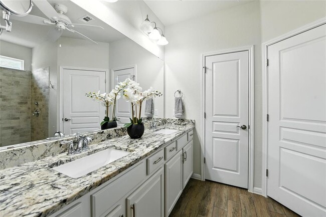 Building Photo - 107 Calhoun Ln