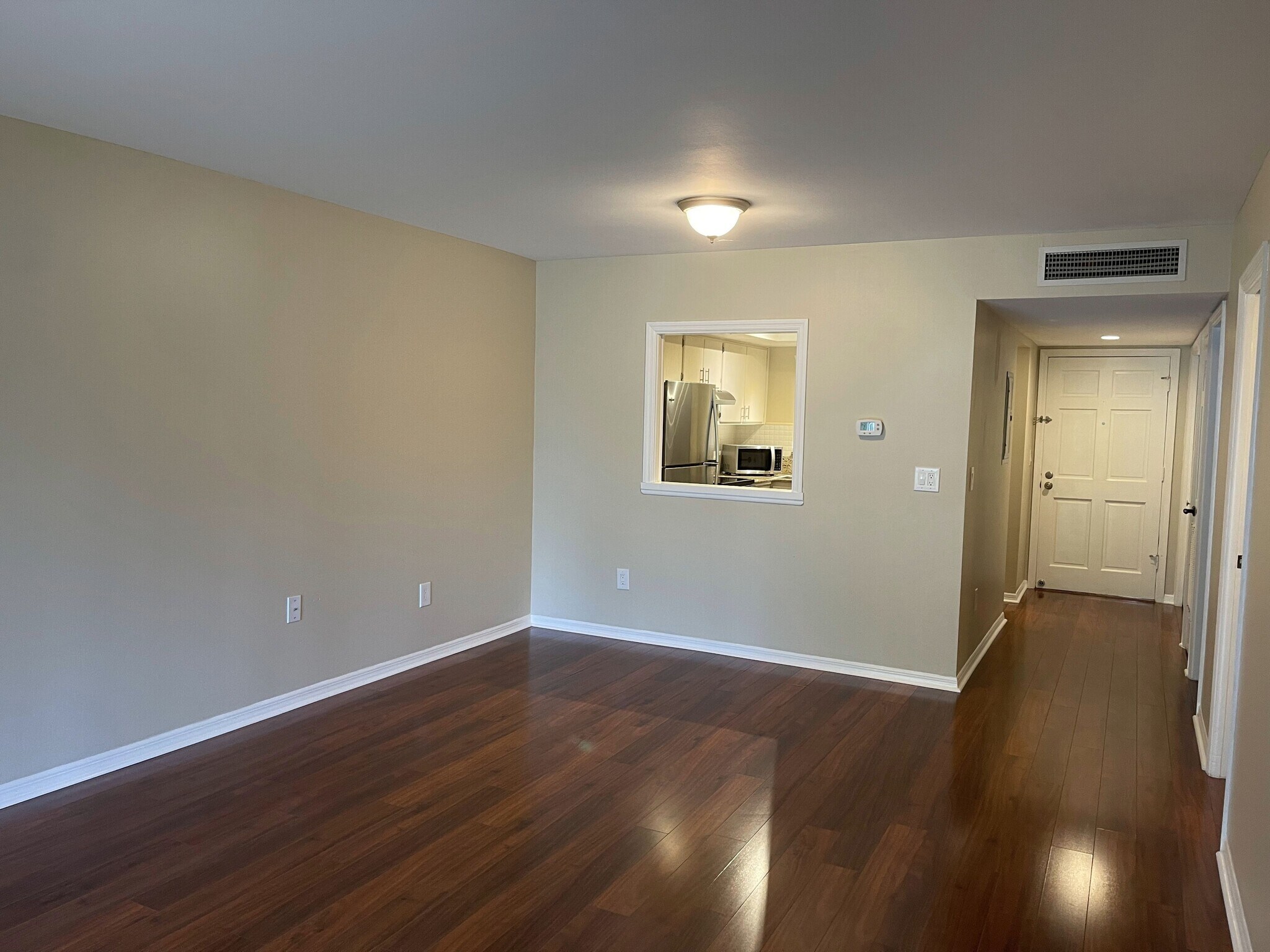 Dining Room / Entryway - 10356 Carrollwood Ln
