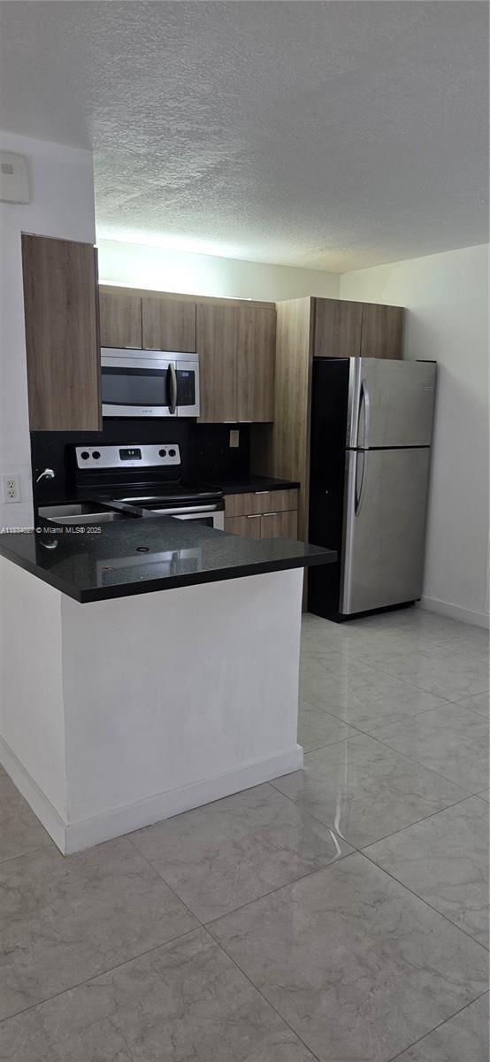 Primary Photo - 11460 NW 42nd St