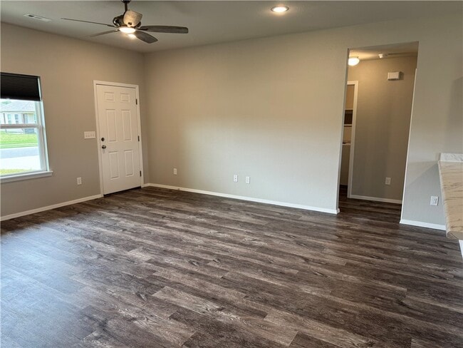Building Photo - 1012 Patricia Ln