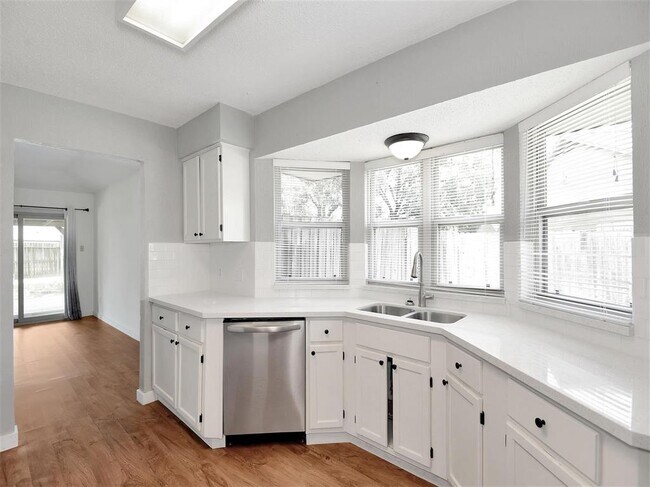 Building Photo - 3115 Founders Green Cir