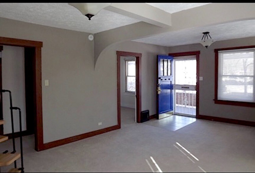 Building Photo - 2995 S Acoma St