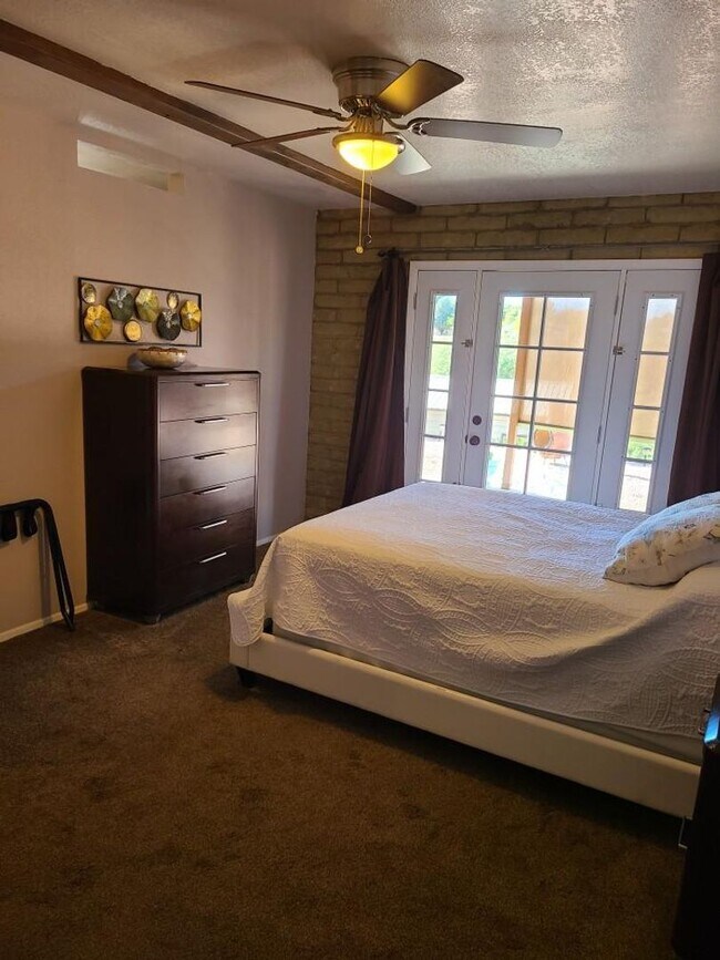 Building Photo - Cottonwood Area/ One-time leasing