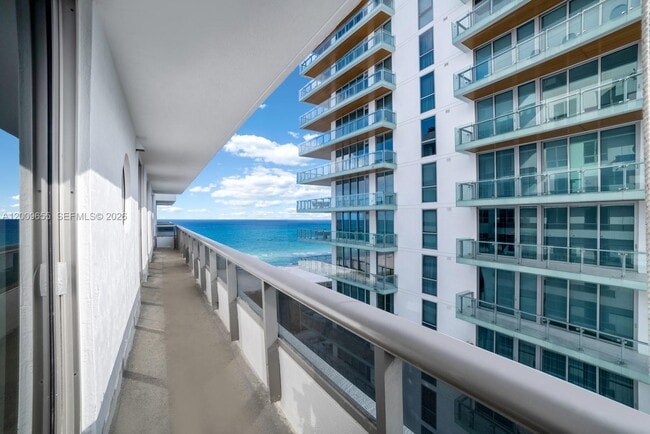 Building Photo - 5801 Collins Ave