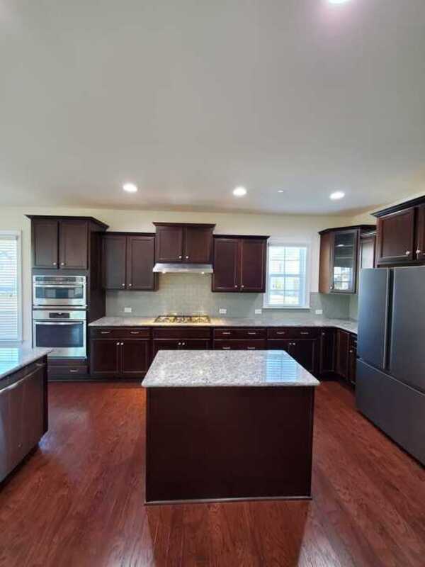 Building Photo - 1007 Anatrella Ln NW