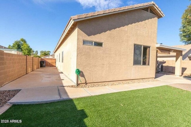 Building Photo - 16291 N 138th Ave
