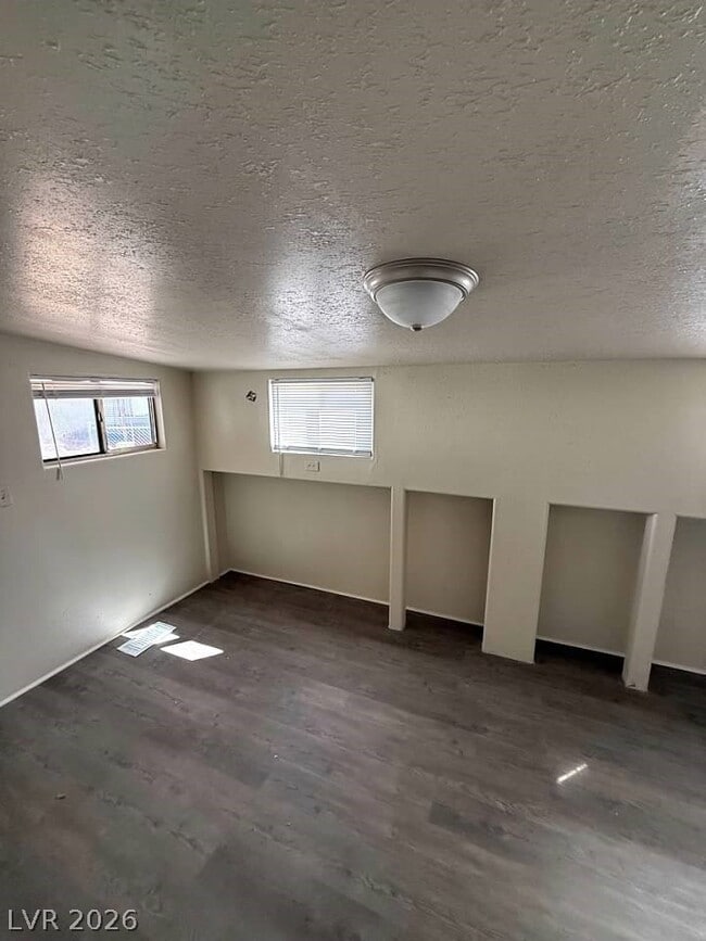 Building Photo - 5051 Sitka Ln
