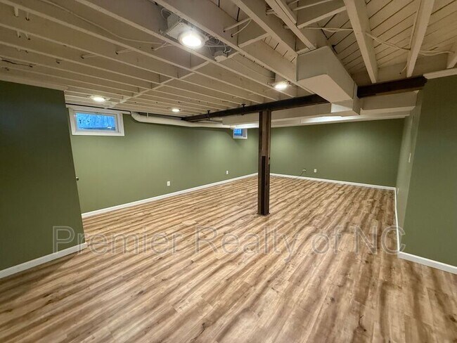 Building Photo - 4125 Arden St