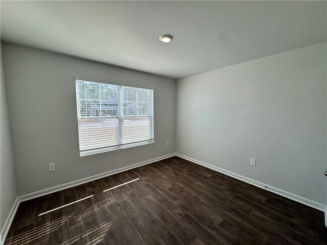 Building Photo - 38 Autumn's Wood Dr