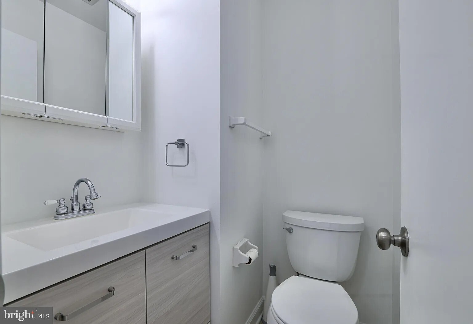 Half bath - 5952 Westchester Park Dr