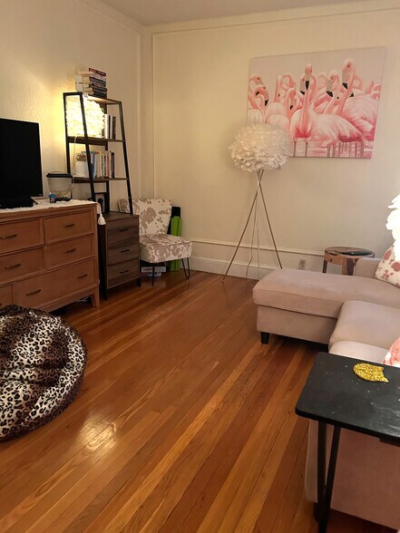 Building Photo - 2001 Commonwealth Ave