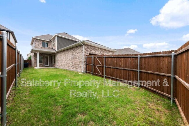 Building Photo - 9324 Trammel Davis Rd